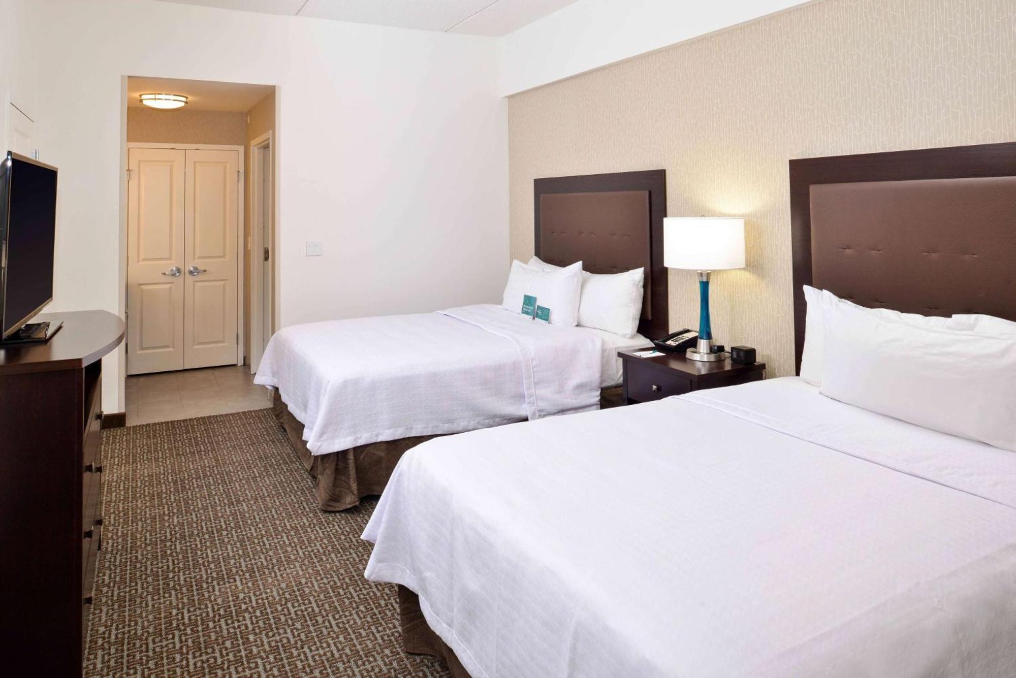 Two-Bedroom Suite Non-Smoking,1451442481:JPEG
